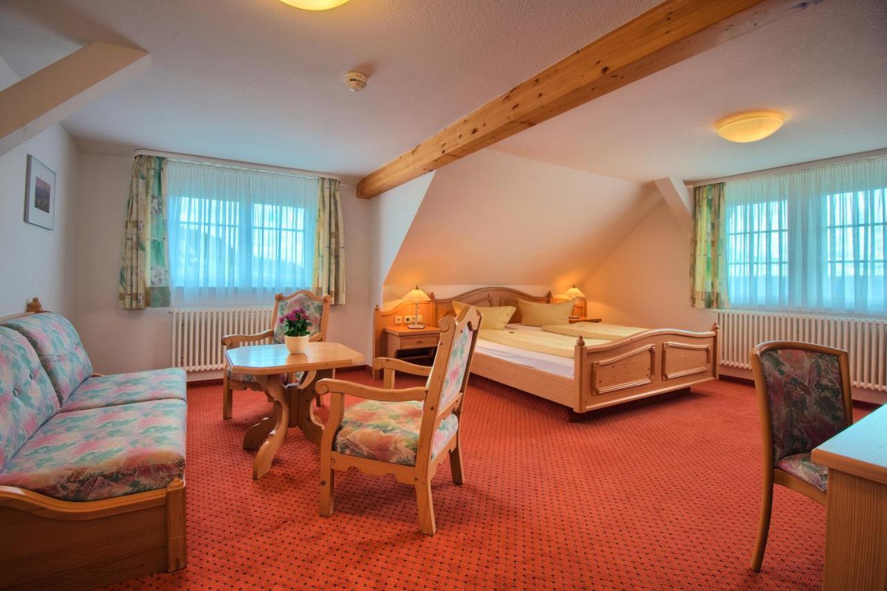 Jufa Hotel Schwarzwald Lenzkirch Εξωτερικό φωτογραφία